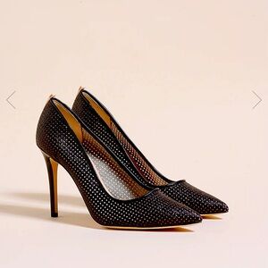 Brand new never worn SJP Sarah Jessica Parker Heels